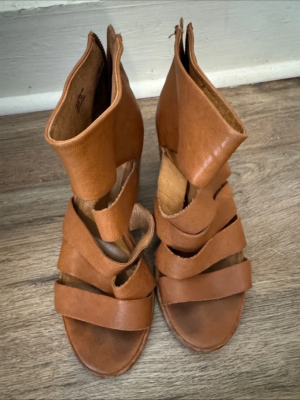 Frye Tash Cut Out Cognac Bootie
